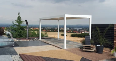 Bílá bioklimatická pergola Artosi samostojná- Isotra 2