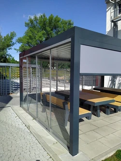 Posuvn&eacute; r&aacute;mov&eacute; zasklen&iacute;